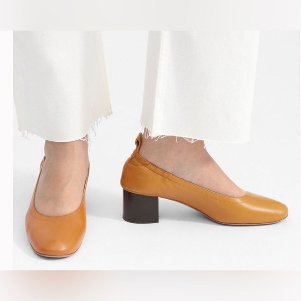Everlane The Italian Leather Day Heels in Honey Yellow 7